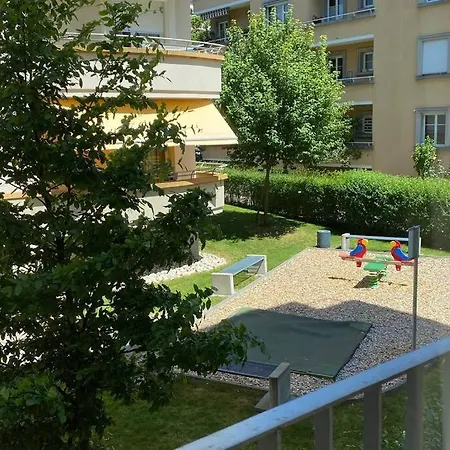 Apartmán Montchoisi, Elegant, Modern, Impeccably Furnished Лозана